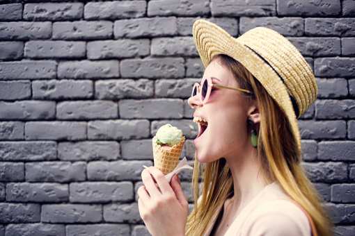 The 10 Best Ice Cream Parlors in Iowa!