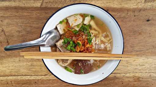 8 Best Pho Restaurants in Iowa!