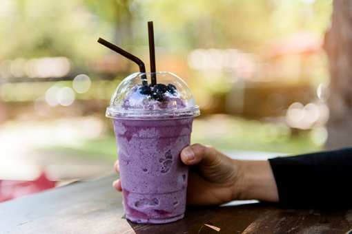 6 Best Smoothie Places in Iowa!